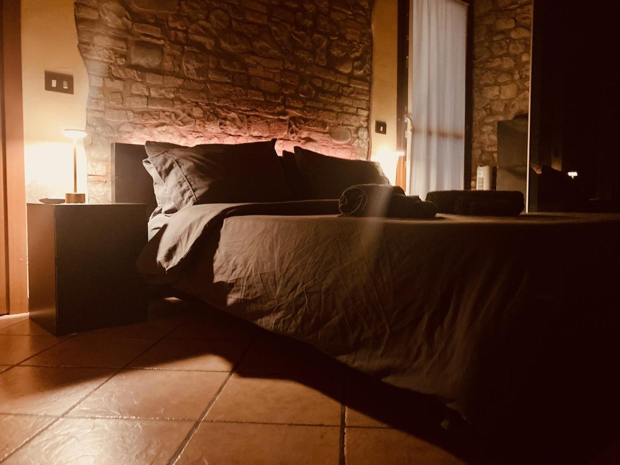 شقة Residenza Borgo 9 كولّيكْيو المظهر الخارجي الصورة